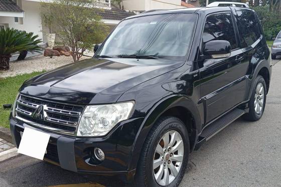 MITSUBISHI PAJERO FULL 3.8 HPE 4X4 V6 24V GASOLINA 2P AUTOMÁTICO MITSUBISHI PAJERO FULL 3.8 HPE 4X4 V6 24V GASOLINA 2P AUTOMÁTICO